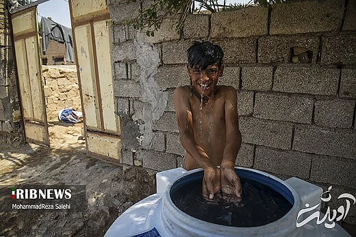 آبرسانی تانکرهای ارتش به روستاهای دشت آزادگان اهواز